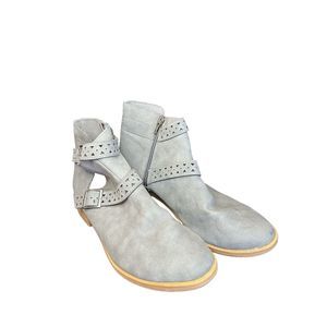 American Eagle ankle boots, grey, women's size 9.5, Pre-Owned Great Condition